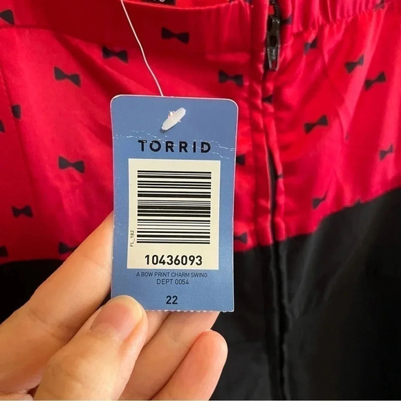 Torrid NWT Dress Black Red Satin Swing Rockabilly Sweetheart Pin Up Bows sz 22 - Picture 7 of 12